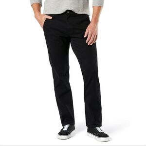 Signature By Levi Strauss & Co. Men’s and Big Men’s Athletic Hybrid Chino